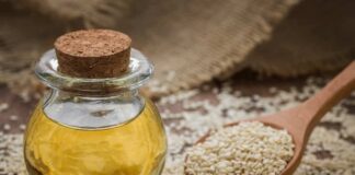 Dầu mè – Loại dầu thực vật với các công dụng hiệu quả Dầu mè từ xa xưa đã được ứng dụng rộng rãi trong ẩm thực