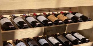 Các Loại Rượu Vang Pháp: Bí Quyết Chọn Vang Chuẩn Sành Điệu Các chai rượu vang sản xuất tại Pháp được phân thành thứ hạng khác nhau